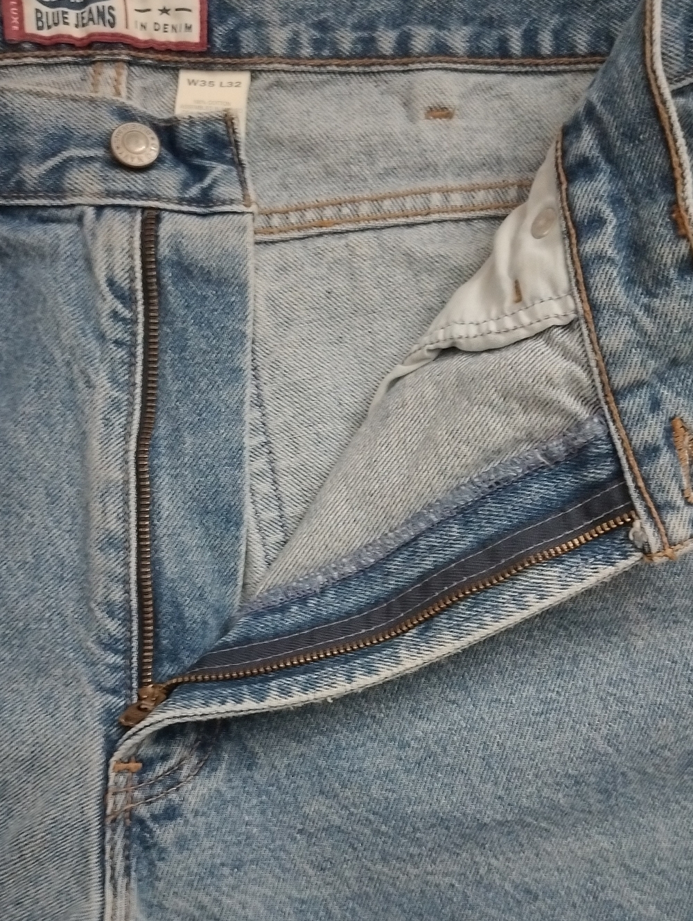 Men's VTG Old Navy Straight Leg Classic Denim Jeans 35x32, Light/Med Blue Wash - Picture 13 of 16